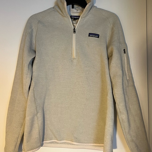 Patagonia Tops - Patagonia Quarter Zip Cream Size Medium